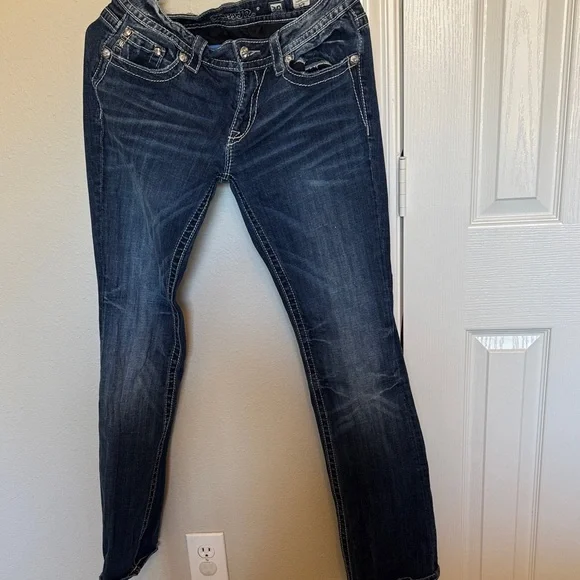 Embroidered miss me boot cut Blue Jeans - Picture 5 of 7